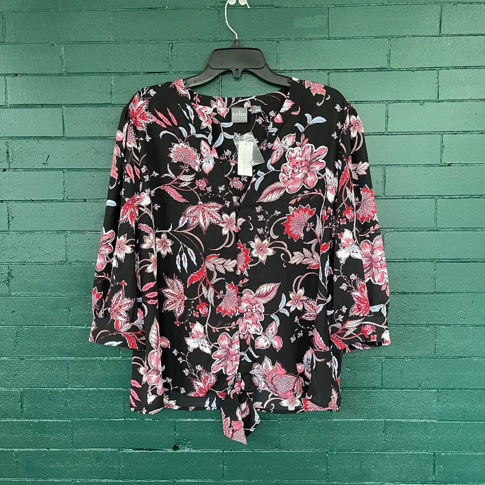 New York and Company Soho Women Floral Top